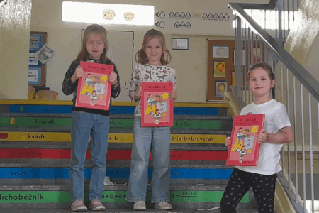 Cesta do Slabikářova 1. A, 1. B